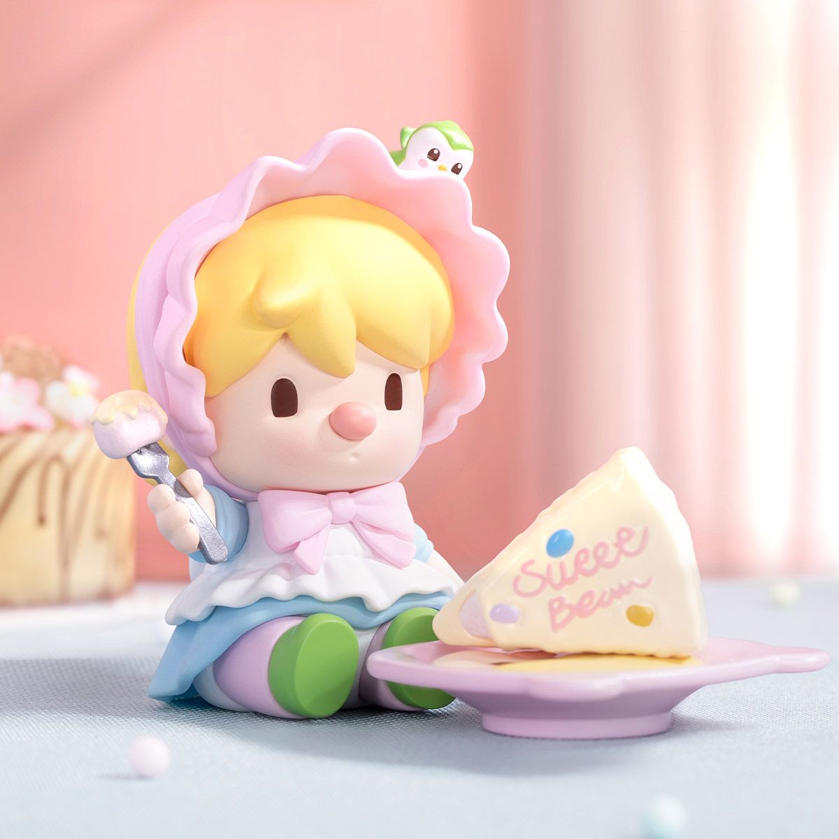 mo-hinh-sweet-bean-travelling-during-flower-season-pop-mart-6941848276384-03
