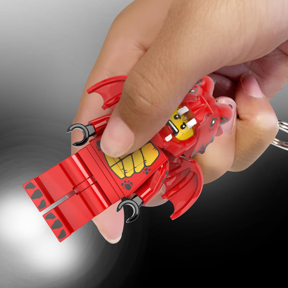 LEGO® Minifigures™ Light Up Keychain – Dragon Suit Guy LEGO LICENSED KE196H