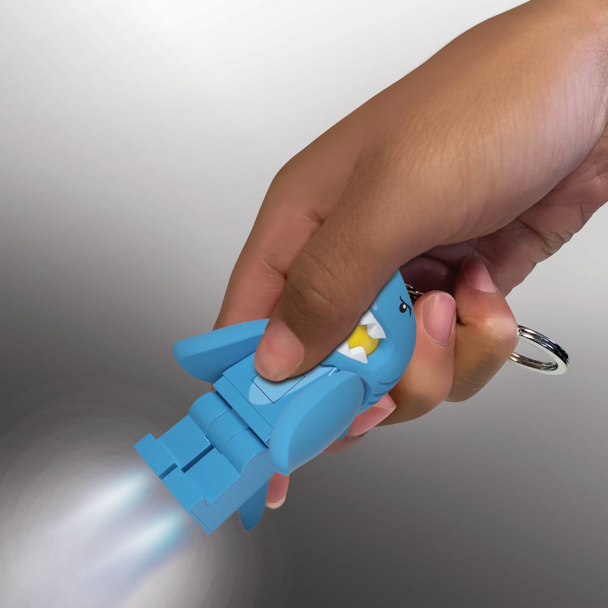 Móc Khóa Có Đèn LEGO® Minifigures™ - Shark Suit Guy LEGO LICENSED KE155H