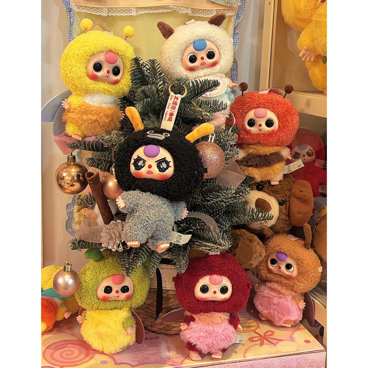 moc-khoa-nhoi-bong-baby-three-little-elf-plush-toy-dpl4301-02