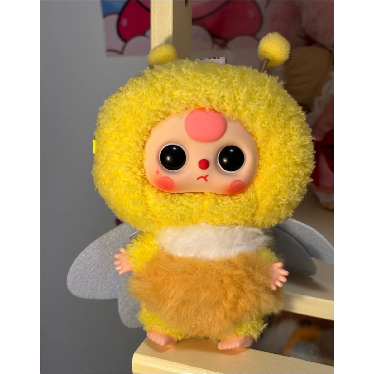 moc-khoa-nhoi-bong-baby-three-little-elf-plush-toy-dpl4301-04