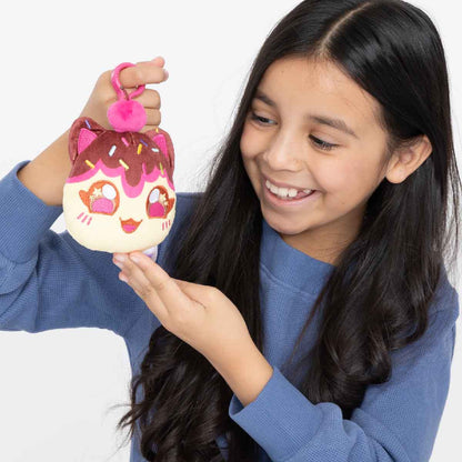 moc-khoa-nhoi-bong-s3-carnival-treats-aphmau-6700s3-04