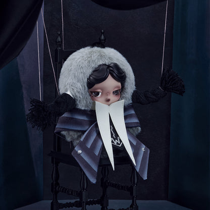 moc-khoa-skullpanda-wednesday-plush-nevermore-academyuni-pop-mart-6941313040762-03