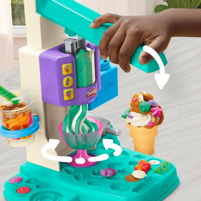 nha-may-kem-cau-vong-playdoh-g0028-06