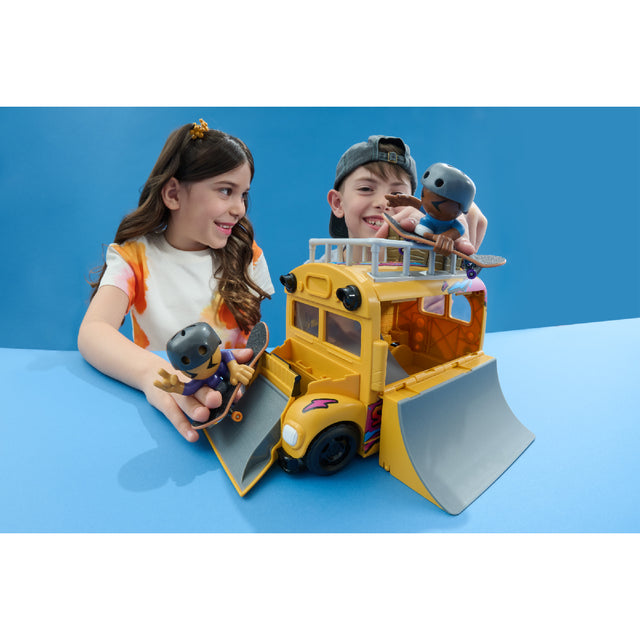 playset-xe-bus-bieu-dien-sk8-tech-deck-6071034-09