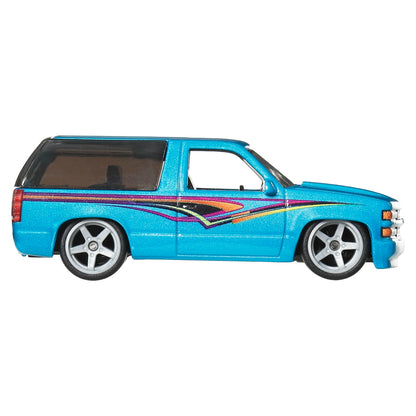 sieu-xe-hw-boulevard-1995-chevrolet-tahoe-hot-wheels-jhw23-gjt68-02