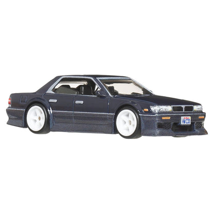 sieu-xe-boulevard-nissan-laurel-c33-hot-wheels-jbl10-gjt68-05