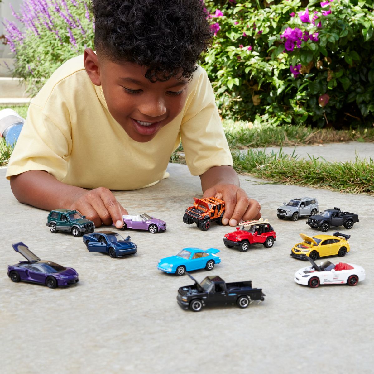 sieu-xe-phien-ban-ngoc-trai-33-ford-lo-boy-hot-wheels-jtd68-hdh54-04