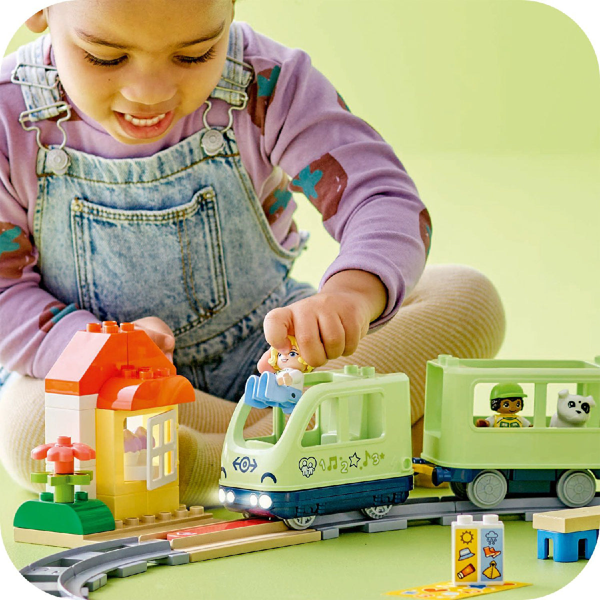 Đồ Chơi Lắp Ráp Tàu Lửa Phiêu Lưu Tương Tác LEGO DUPLO 10427