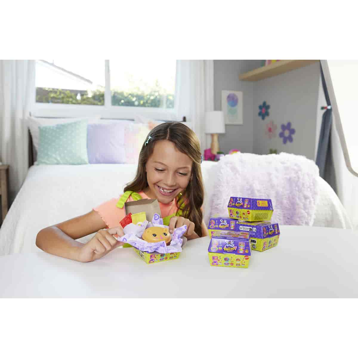 Đồ Chơi Mô Hình Thiên Đường Ẩm Thực Của POLLY POCKET JCR44