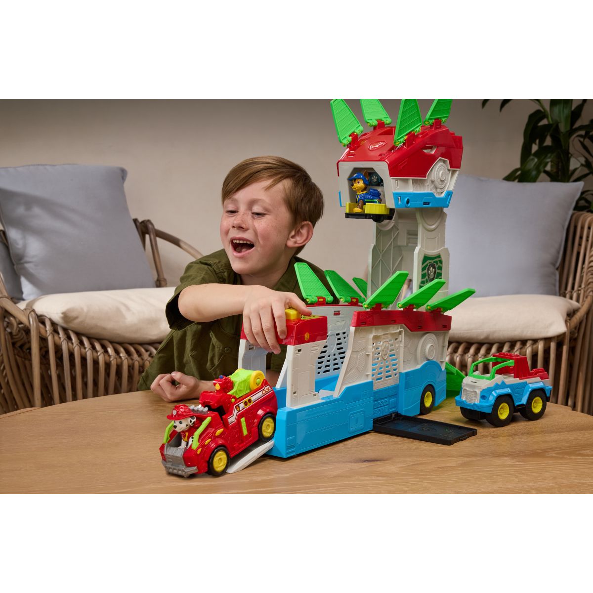 tram-chi-huy-di-dong-khong-lo-dino-paw-patrol-6076044-07