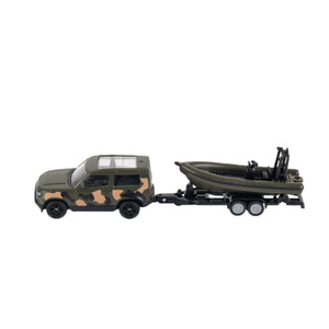 Đồ Chơi Mô Hình Xe Land Rover Defender Chở Thuyền SIKU 8323