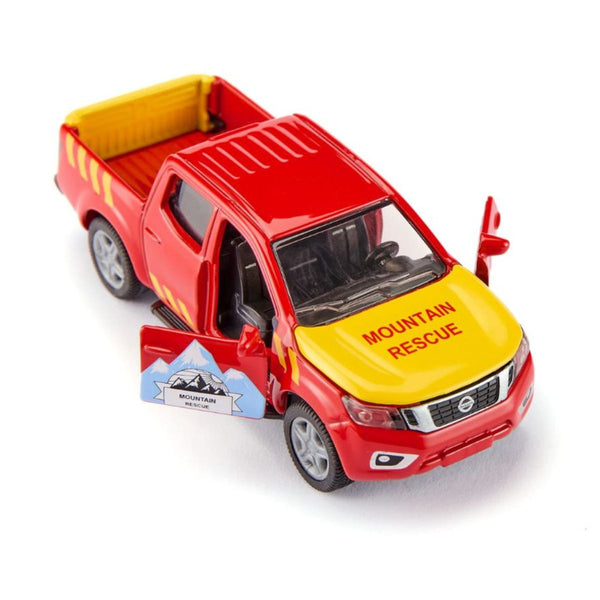 xe-nissan-navara-cho-truc-thang-cuu-ho-siku-2570-02