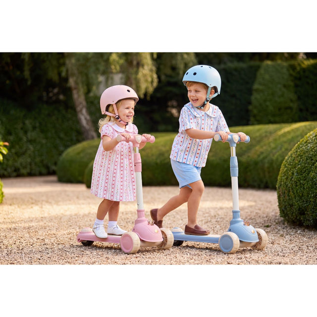 xe-scooter-3-banh-royalbaby-vuong-mien-mau-xanh-scooter-rb-c1-bl-04