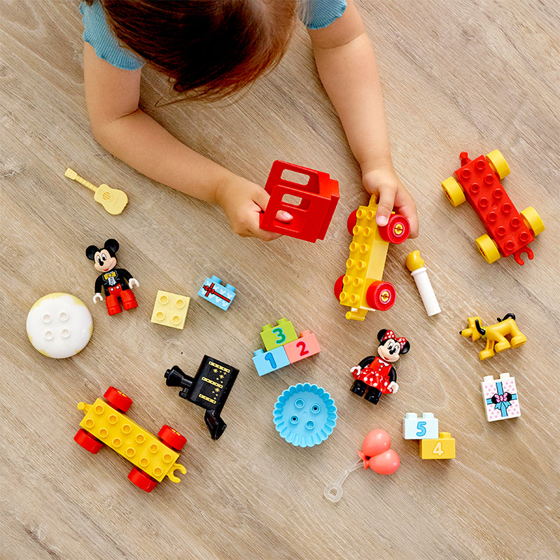 doan-tau-sinh-nhat-cua-mickey-minnie-10941-06