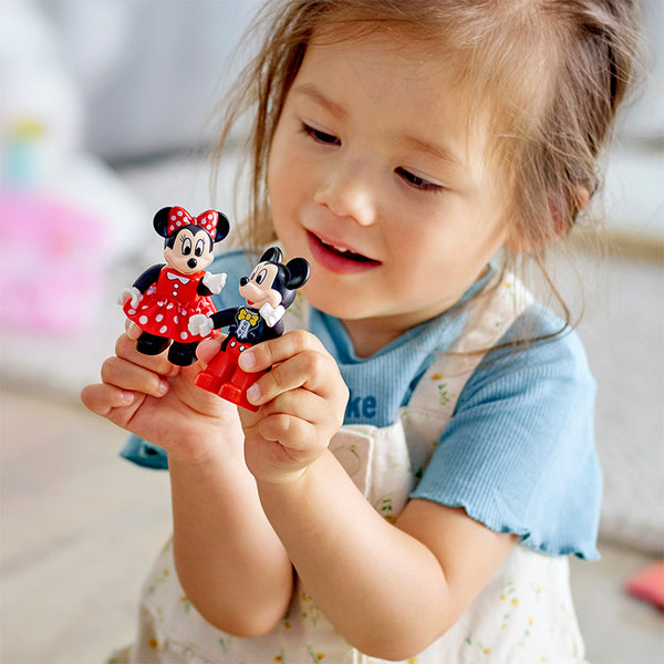 doan-tau-sinh-nhat-cua-mickey-minnie-10941-04