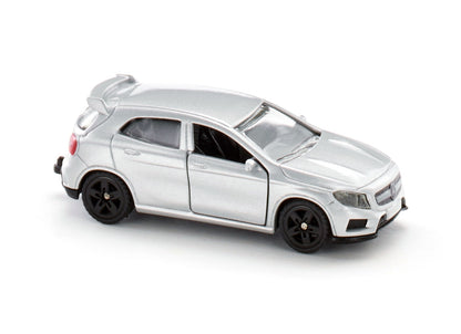 xe-mercedes-benz-gla-45-amg-1503-04