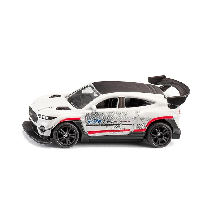 xe-ford-mustang-mach-e-1400-1566-02