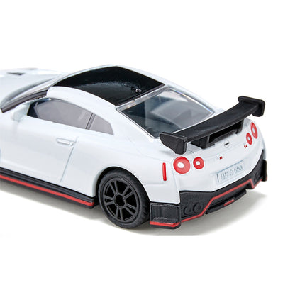 xe-nissan-gt-r-nismo-1579-06
