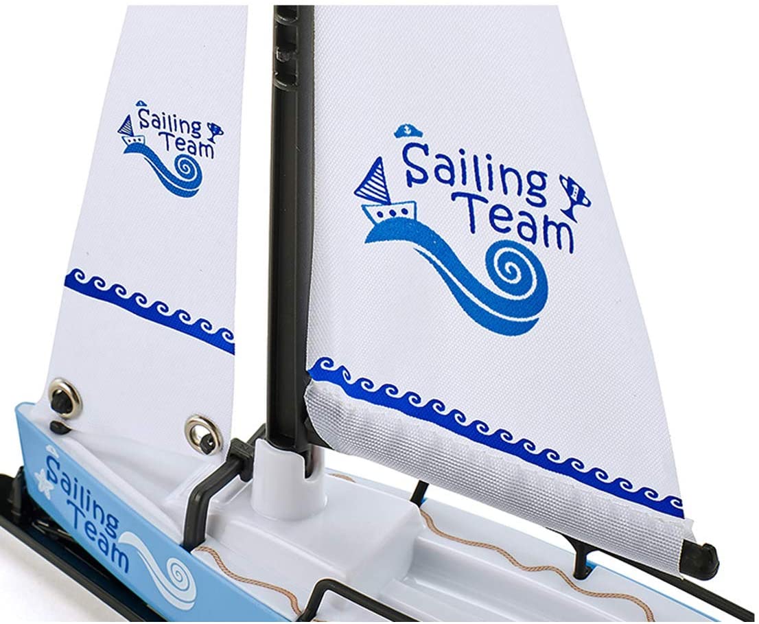 Mô Hình Xe Hơi Kéo Thuyền Mercedes-Amg G65 SIKU 2564