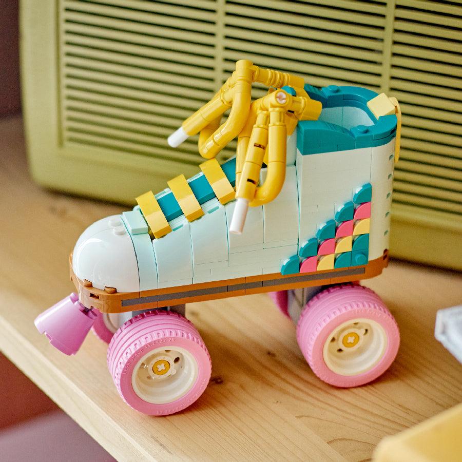 Đồ chơi lắp ráp Giày trượt patin Retro LEGO CREATOR 31148