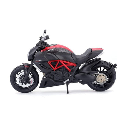 Đồ chơi xe mô tô lắp ráp Ducati Diavel Carbon