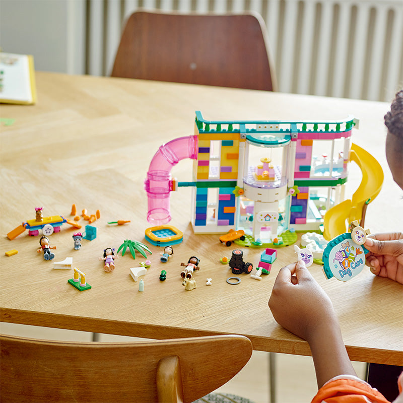 LEGO FRIENDS 41718 Pet Care Shop Assembling Toy