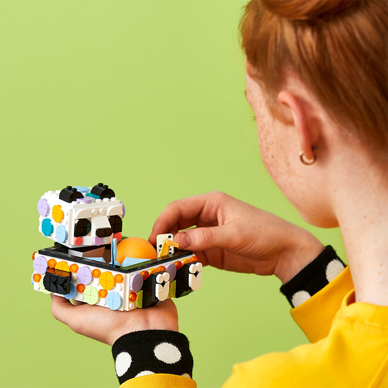 Đồ Chơi Lắp Ráp Khay Đựng Bút Gấu Panda Dễ Thương LEGO DOTS 41959