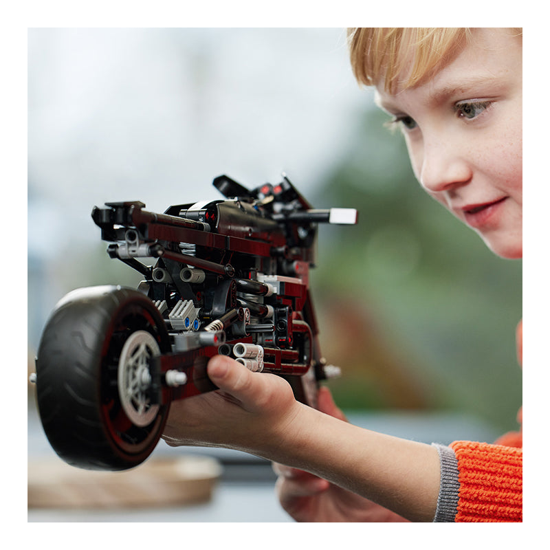 LEGO TECHNIC 42155 Batman Superbike Assembly Toy