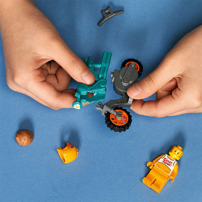 Đồ Chơi Lắp Ráp Xe Đua Mô Tô Của Chicken Guy LEGO CITY 60310