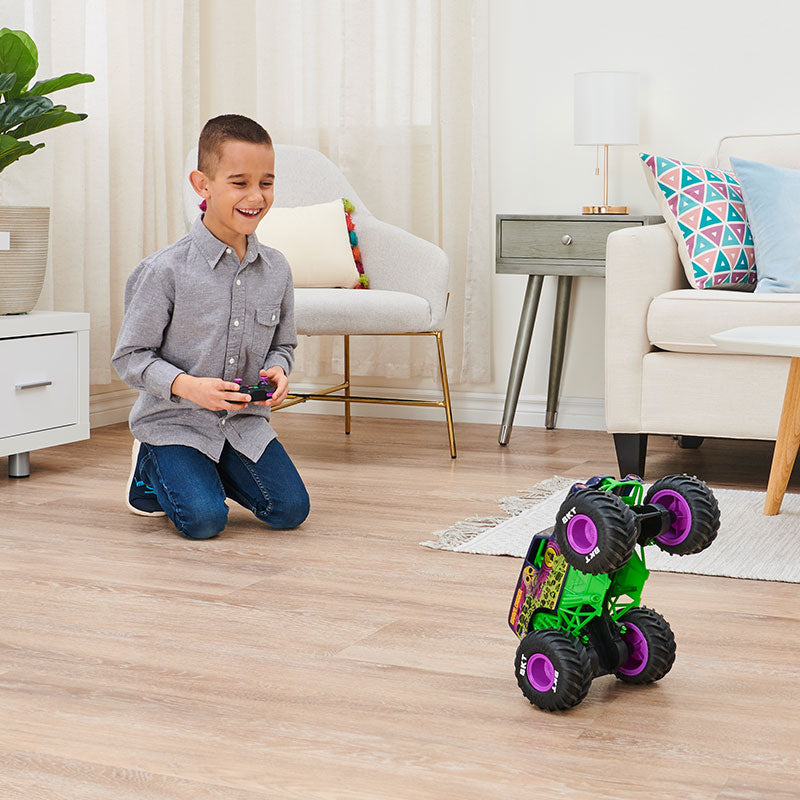 chien-xe-nhao-lon-monster-jam-6060367-010