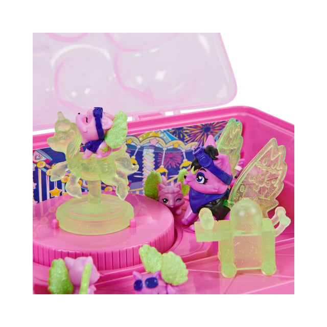 khuon-vien-vui-choi-gia-dinh-soi-hatchimals-6064444-04
