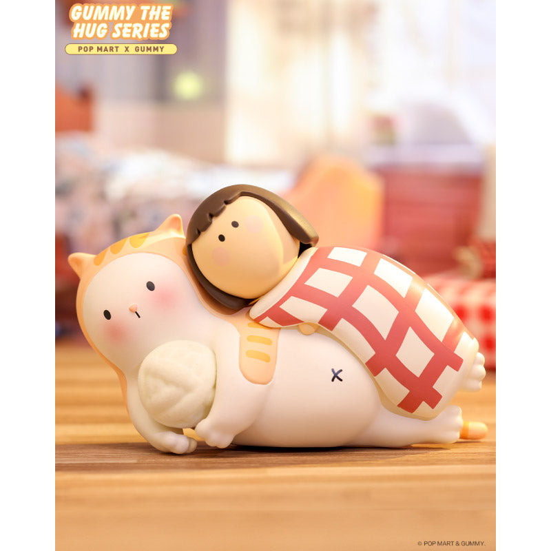Mô hình GUMMY và Cái Ôm Nồng Thấm POP MART 6941448671763