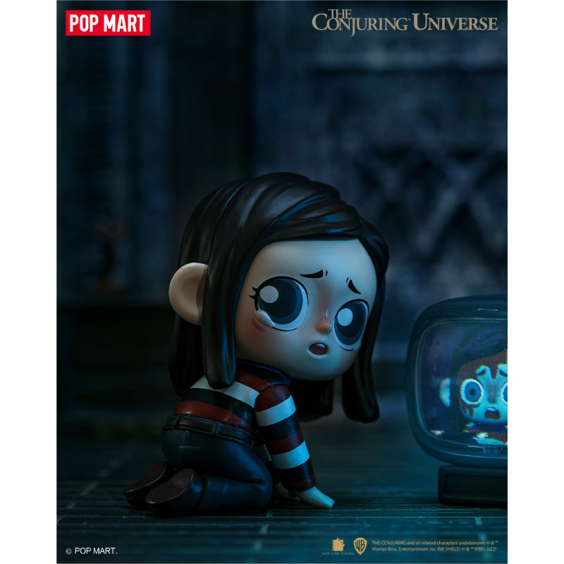 mo-hinh-nhan-vat-vu-tru-the-conjuring-6941848200983-011