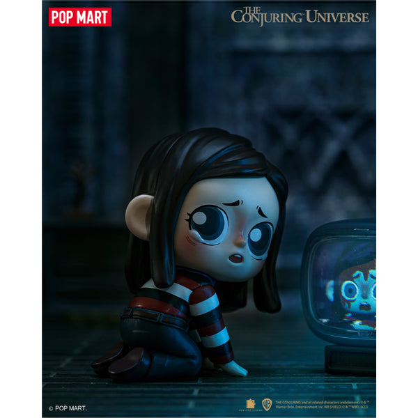 mo-hinh-nhan-vat-vu-tru-the-conjuring-6941848200983-011