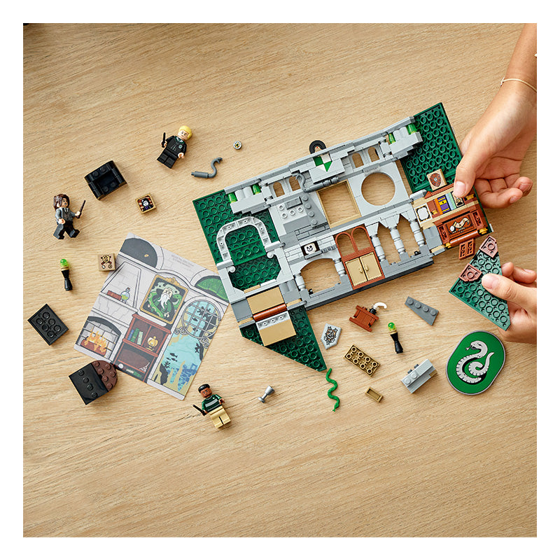 Đồ Chơi Lắp Ráp Bộ Cờ Nhà Slytherin™ LEGO HARRY POTTER 76410