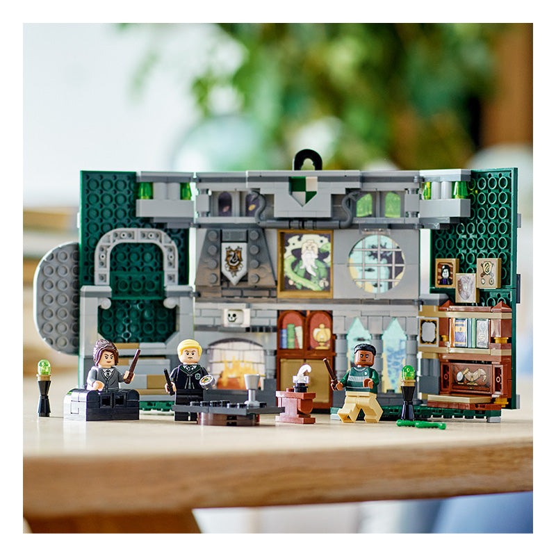 Đồ Chơi Lắp Ráp Bộ Cờ Nhà Slytherin™ LEGO HARRY POTTER 76410
