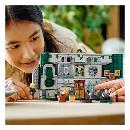 Đồ Chơi Lắp Ráp Bộ Cờ Nhà Slytherin™ LEGO HARRY POTTER 76410