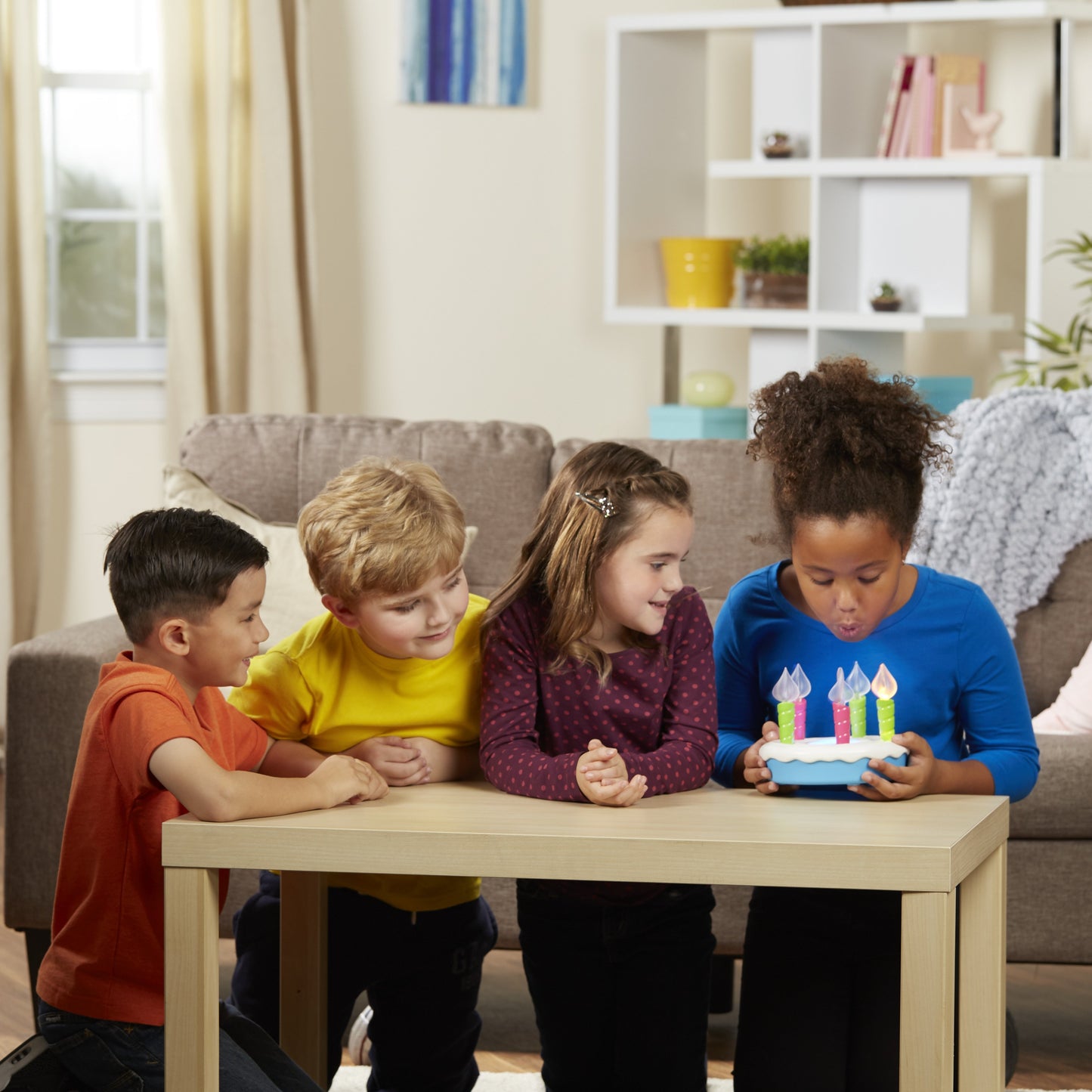 Bánh sinh nhật thần kỳ HASBRO GAMING E0887