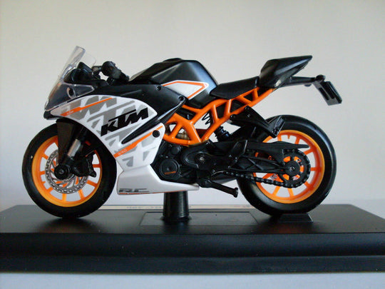 mô tô mô hình 1:18 KTM RC 390 MAISTO MT39300
