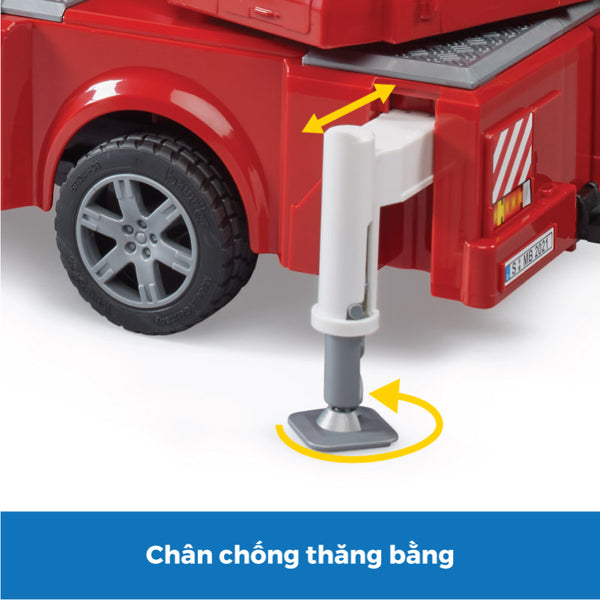 xe-cuu-hoa-mercedes-benz-va-thang-xoay-he-thong-bom-nuoc-bru02673-06