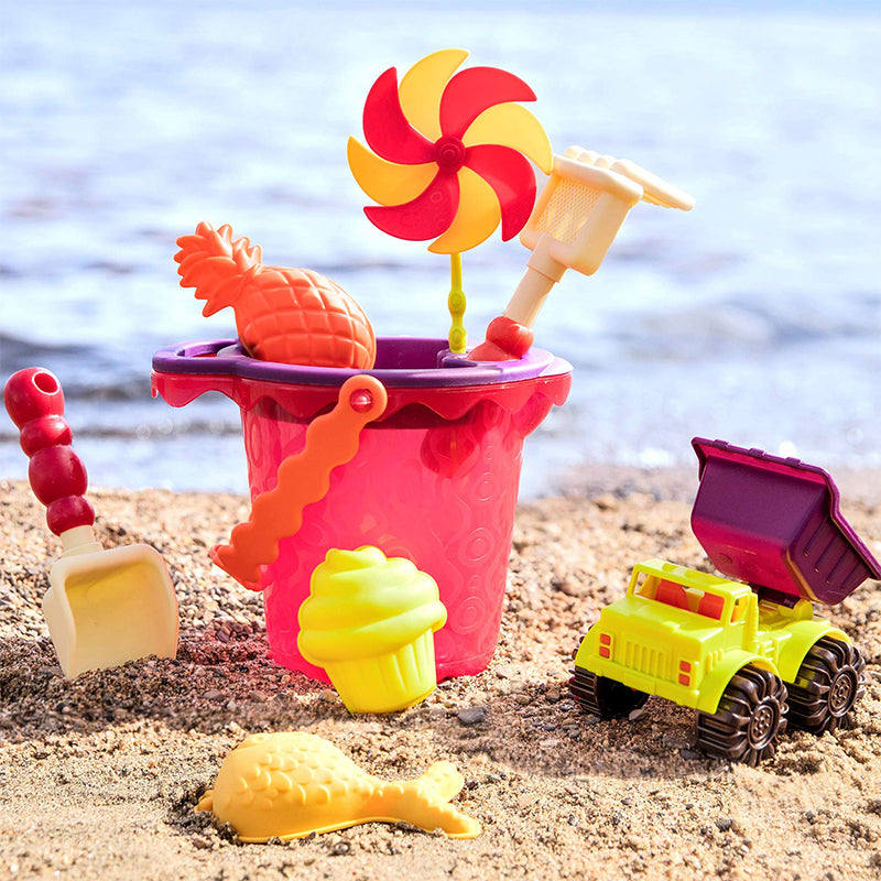 Bộ đồ chơi cát mùa hè và xe ben
