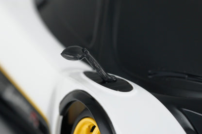 xe-r-c-1-24-pagani-zonda-r-mau-trang-r38010-08