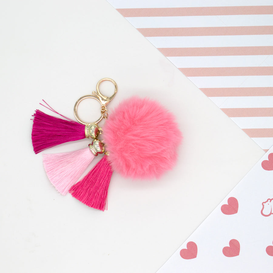 moc-khoa-pom-pom-dreamy-girl-pompom-kcp2404-01
