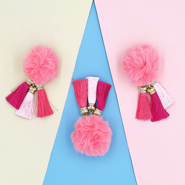 moc-khoa-pom-pom-dreamy-girl-pompom-kcp2404-02